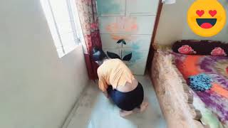Hot bhabhi Floor cleaning 🧜🧜🧜🧜