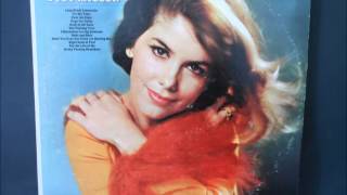 Jody Miller    I Remember Loving Someone