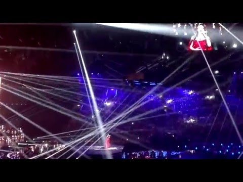 Lucie Bílá - Už nikdy víc (All by myself) - Bratislava 9.4.2016