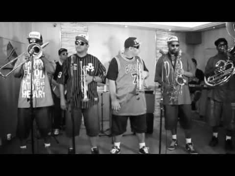 Brassil Melody Band - Medley Funk Melody Your Love