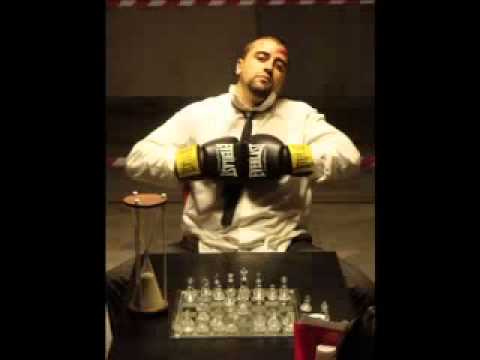 Bate Sasho   Bermudskiia Triygylnik   Nachalo