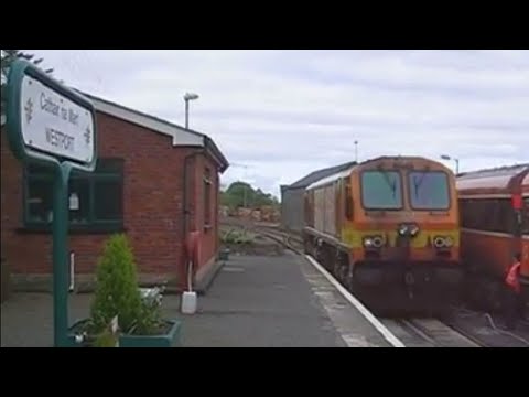 Ireland: Westport, an Iarnród Éireann Class 201 diesel loco runs round after arrival from Dublin