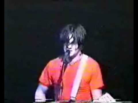 The White Stripes - Dead Leaves And The Dirty Ground. London Forum 2001. (3/18)
