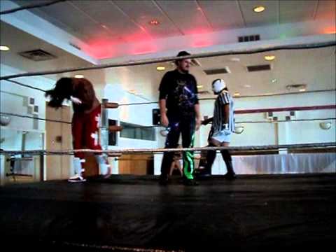 Lazarus vs Slade Craven (CMMLL)