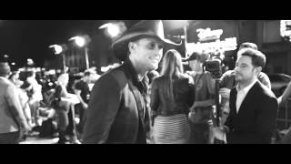 Tim McGraw - Backstage at the TV debut of Lookin&#39; For That Girl
