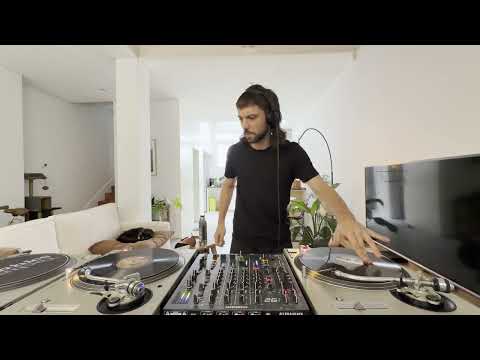 Deep House Vinyl Mix | Late Night / Warm / Jazzy / Groovy by CHIRI (E110101) | DCG 2026