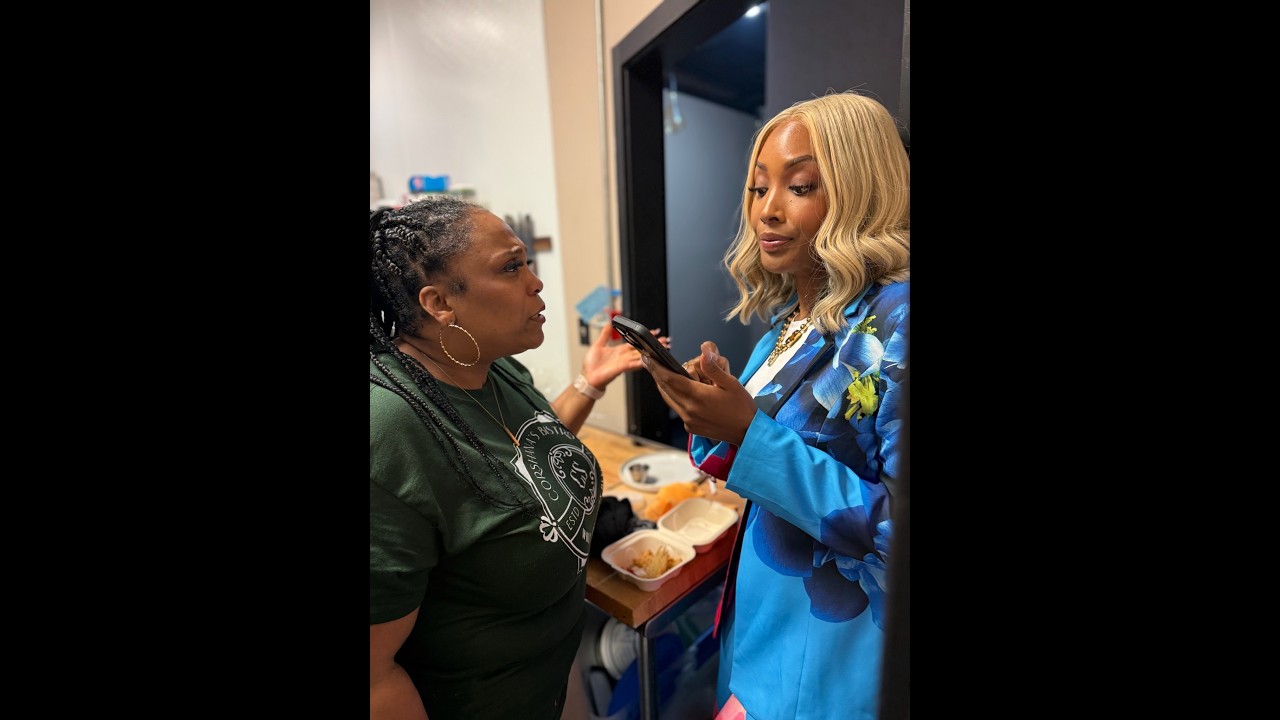 When Shana confronts Amber about her greens!