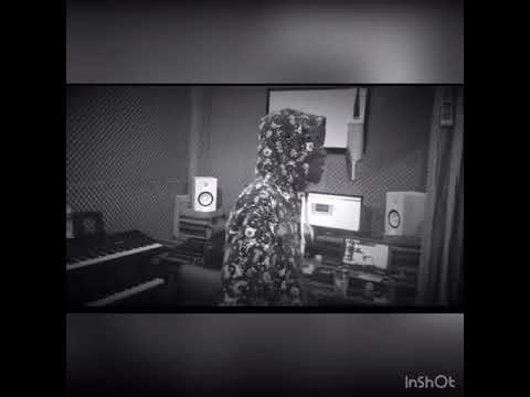 Wow this guy challenges all #rappers in Ghana for battle