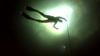 preview picture of video 'Molchanovs Freedive Training in Kilsby's Sinkhole'