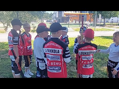 Naperoleiri F-pojat AA - KoU