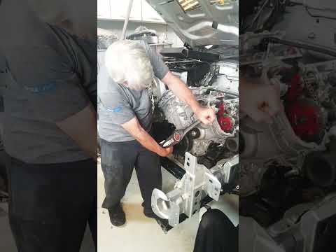 Motorfast trabalhando no Corcel GT do Sandro Tannuri.