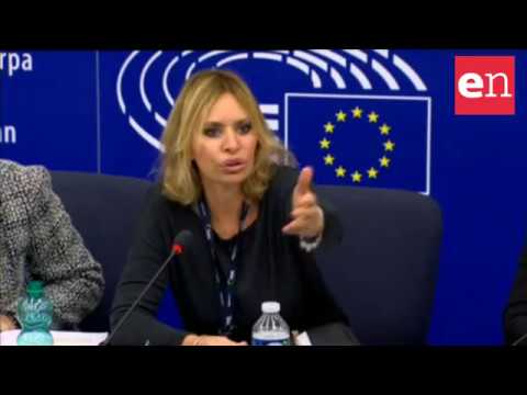 Mussolini e il deputato Ceco: "Čajkovskij, Chopin, come cavolo si chiama..."