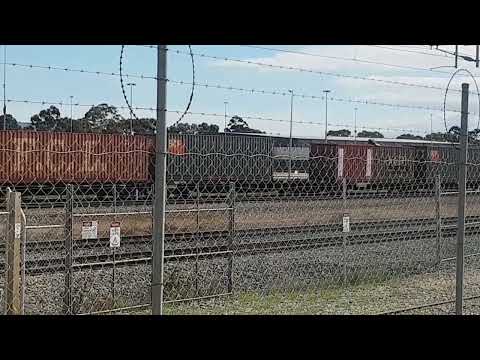 A few shots of new livery ruok NR NR52 and few other trains