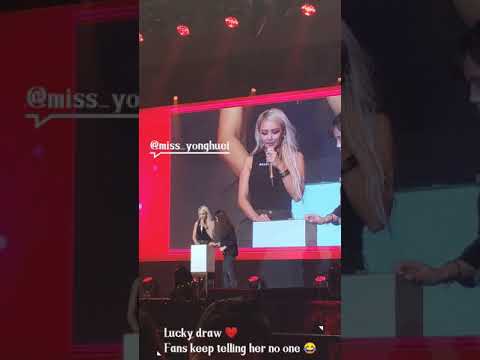 190628 HYOLYN(효린) -  LUCKY DRAW😘 @1st WORLD TOUR [TRUE] IN KUALA LUMPUR