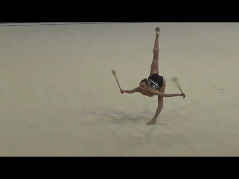 Ilona AUVARO massues - 2019 Championnat de France Créteil AA (junior Elite)