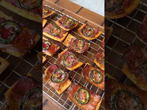 Hot Honey Candied Bacon Crackers | Easy 30 Minute Appetizer Recipe #food