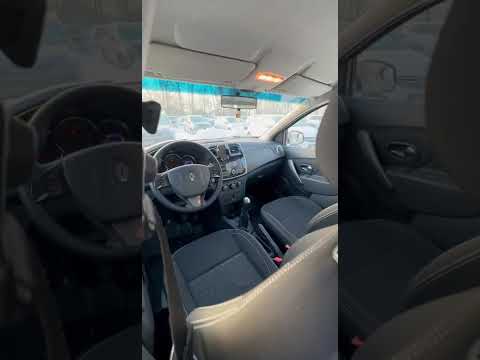 фото renault logan ii 0