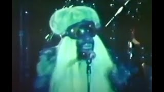 Comin&#39; Round the Mountain – George Clinton &amp; Parliament Funkadelic