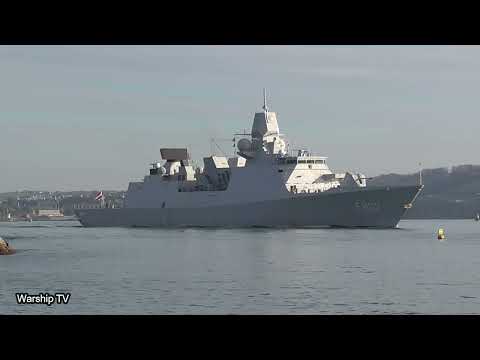 ROYAL NETHERLANDS NAVY FRIGATE HNLMS DE ZEVEN PROVINCIEN F802 ENTERS DEVONPORT NAVAL BASE 2-12-22