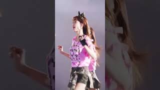 Download lagu Yoona 😍 mp3