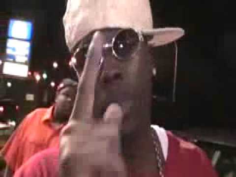 K-Yay ft. Wall Street - Make alotta cash