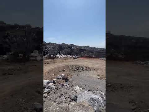 Estrazione e fornitura di pietra lavica dell'Etna 4