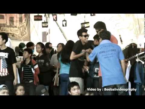 Uncle Bendoth - tunjukan kita bisa ( live at Kuta Clothing Community )