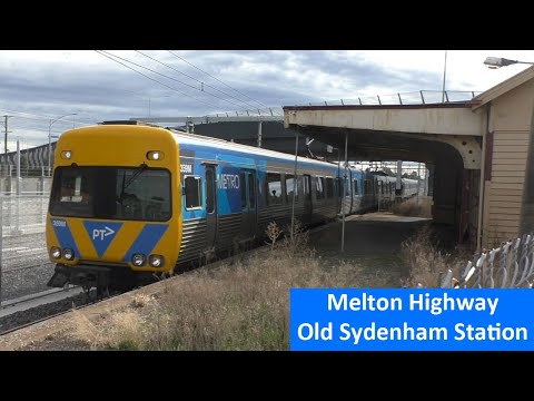 Trains & Buses at Melton Highway & Old Sydenham Station - Melbourne Transport