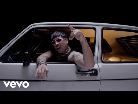 Go Golden Junk, Tensec - Artista Narcisista (Video Oficial)