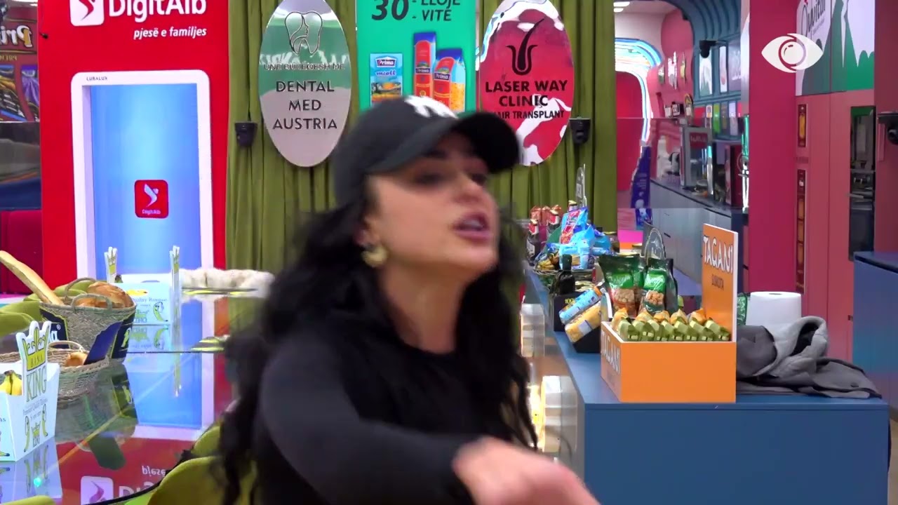 “Mos thuaj fjalët e babit të Loredanës/ Egli i drejtohet Rozanës me tone të larta