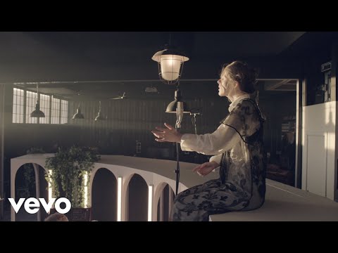 Videoclip de Back To The Sky (Sunrise Session) — Ólafur Arnalds