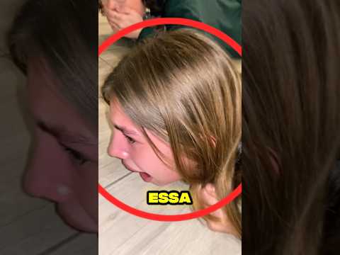 Ela não conferiu a ração do cachorro e aconteceu isso 😨😱 #curiosidades #cachorro