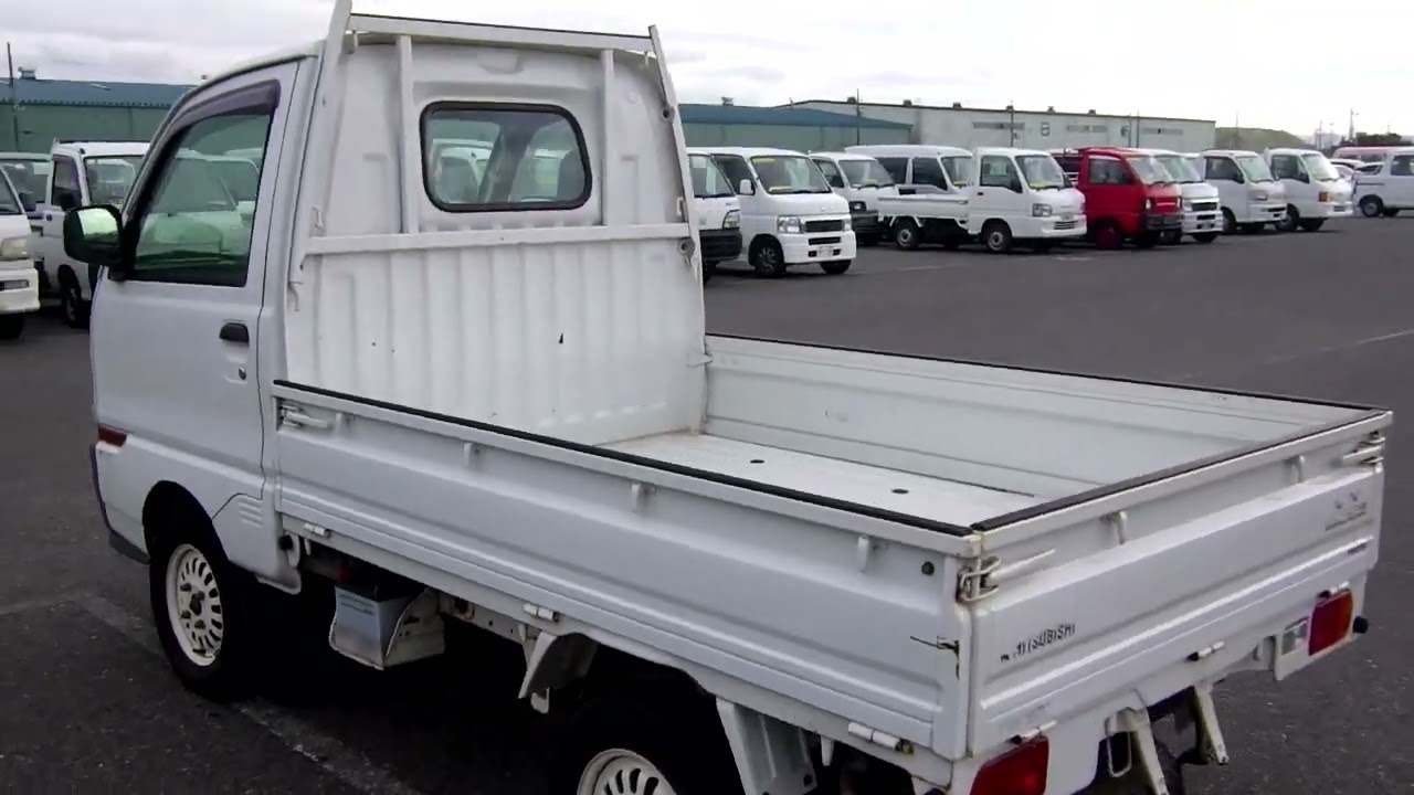 1999 Mitsubishi Minicab Truck U42T (UW-697888ba13774)