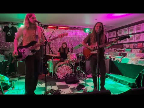Primitive Ring video