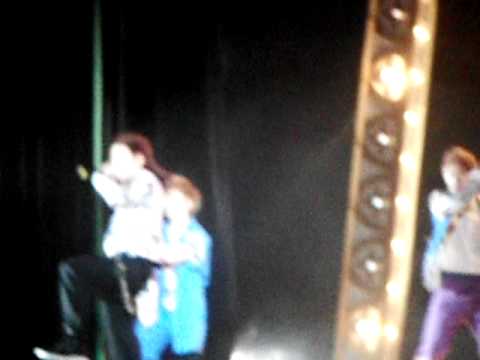 Block B - Tell Them (Live at Lotte World 16 July 2011)