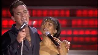 Robbie Williams&amp;Katie Kissoon Live 2002 - Revolution
