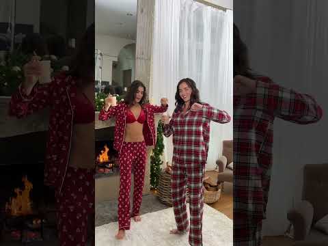 A backstage peek of our Holiday campaign. #intimissimi