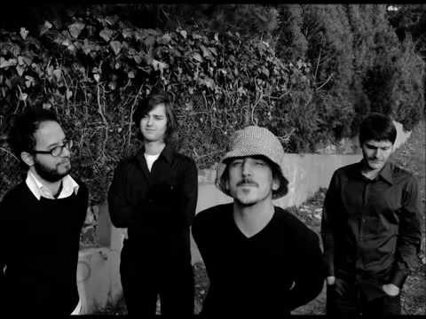 Ayrılık Saklı - Sakin