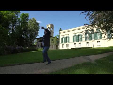 "Der Stein des Anstoßes"  im Park vom Schloss Glienicke