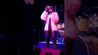 CoKo of SWV - singing classic SWV HITS!