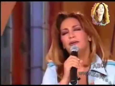 Thekra Singing Fairouz ( Ya Rait )