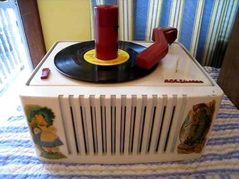 RCA "ALICE IN WONDERLAND" 45 RPM Record Player Model #45-EY-26 Restored!