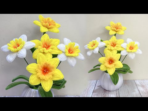 DIY Daffodil | how to make Narcissus (Daffodil) with pipe cleaner | pipe cleaner crafts