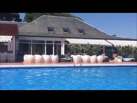 PADEL ET SOLEIL A BARCELONE, que demander de plus ? – Padel and sun in Barcelona, what else ?