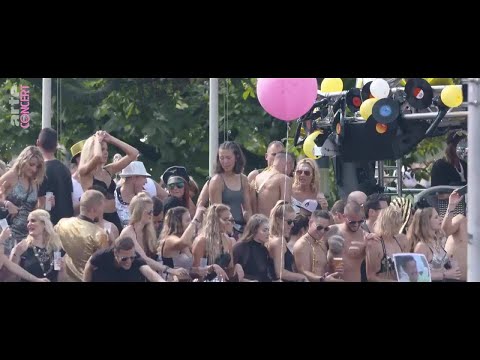 Nastia ruling over the stage at Street Parade Zürich 😎⚡🔥