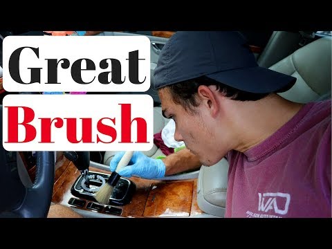 Interior Detailing Brush: Chemical Guys Long Boar's Hair Brush
