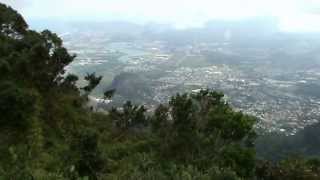 preview picture of video 'Morro da Cocanha. Parque Nacional da Tijuca, Rio de Janeiro.'