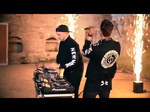 SICK INDIVIDUALS & Vigel feat. Nazzereene - Runaway  | A Fortress Liveset