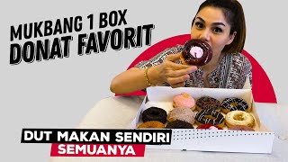 Download lagu MUKBANG DONAT FAVORIT DUT 1 BOX SENDIRIAN mp3