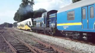 preview picture of video 'Trzebnica, odjazd pociągu ratunkowego w kierunku Wrocławia.'